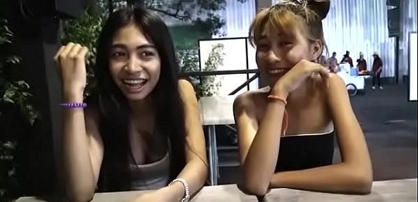  Dream to have two 18 yo girls did blowjob at the same time